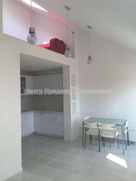 Фото Продається мансардна квартира 76 м.кв, Комфорт Таун8