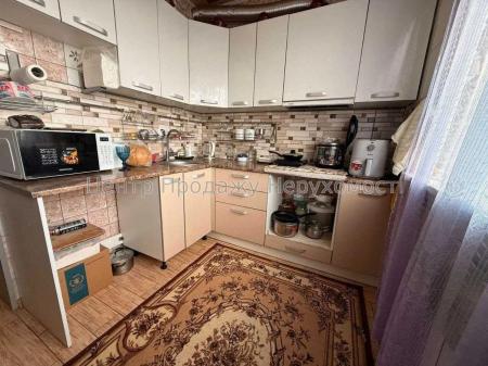 Продам 3-кімнатну квартиру