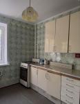 Продам 2-кімнатну квартиру, 53 м², радянський ремонт