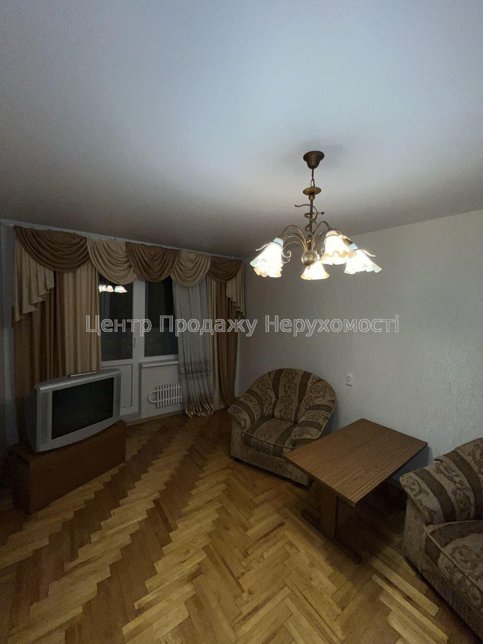 Фото 2-кімн.квартира біля метро з капітальним ремонтом К89