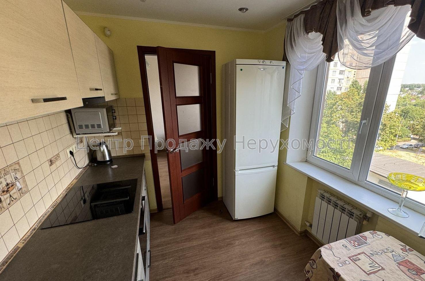 Фото Продаж3 кімнатной квартири, метро Олексіївська, Олексіївка, G83