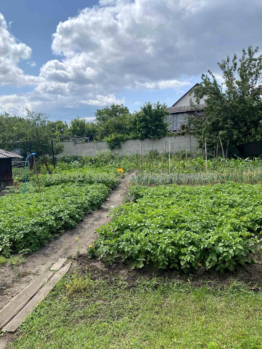 Фото Будинок з ремонтом - біля метро K811