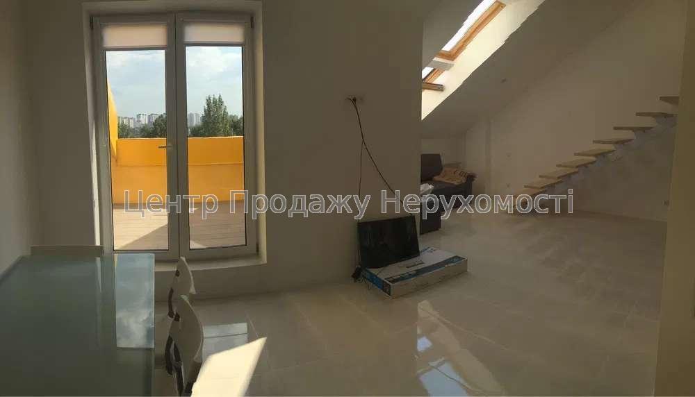Фото Продається мансардна квартира 76 м.кв, Комфорт Таун15