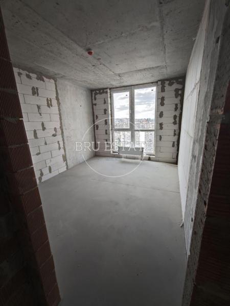 Продам 3-комнатную квартиру
