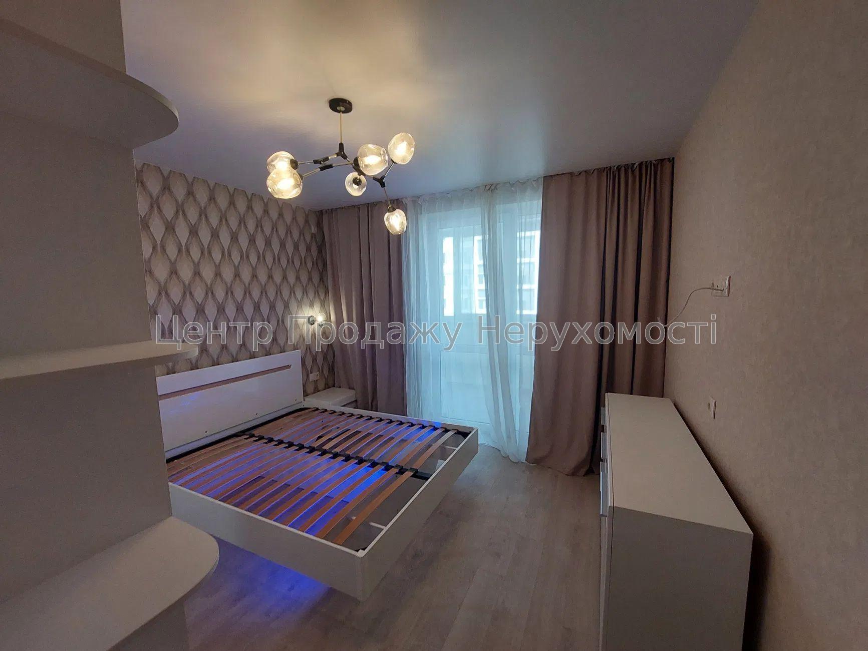 Фото Продається 1-к. кв. в ЖК 