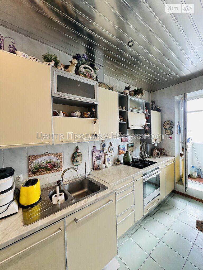 Фото Продається 3к квартира в Харкові. Салтівка11
