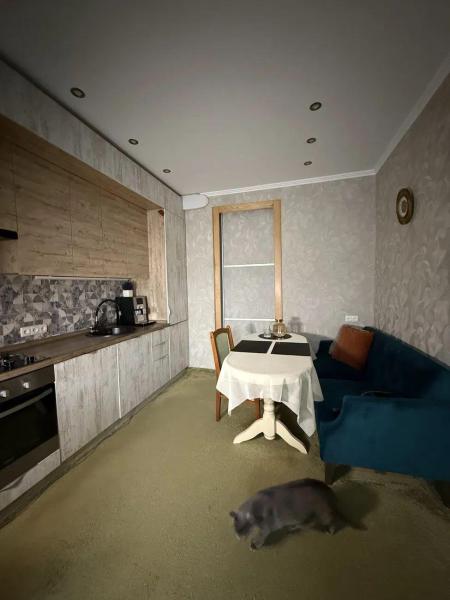 Продам 2-кімнатну квартиру