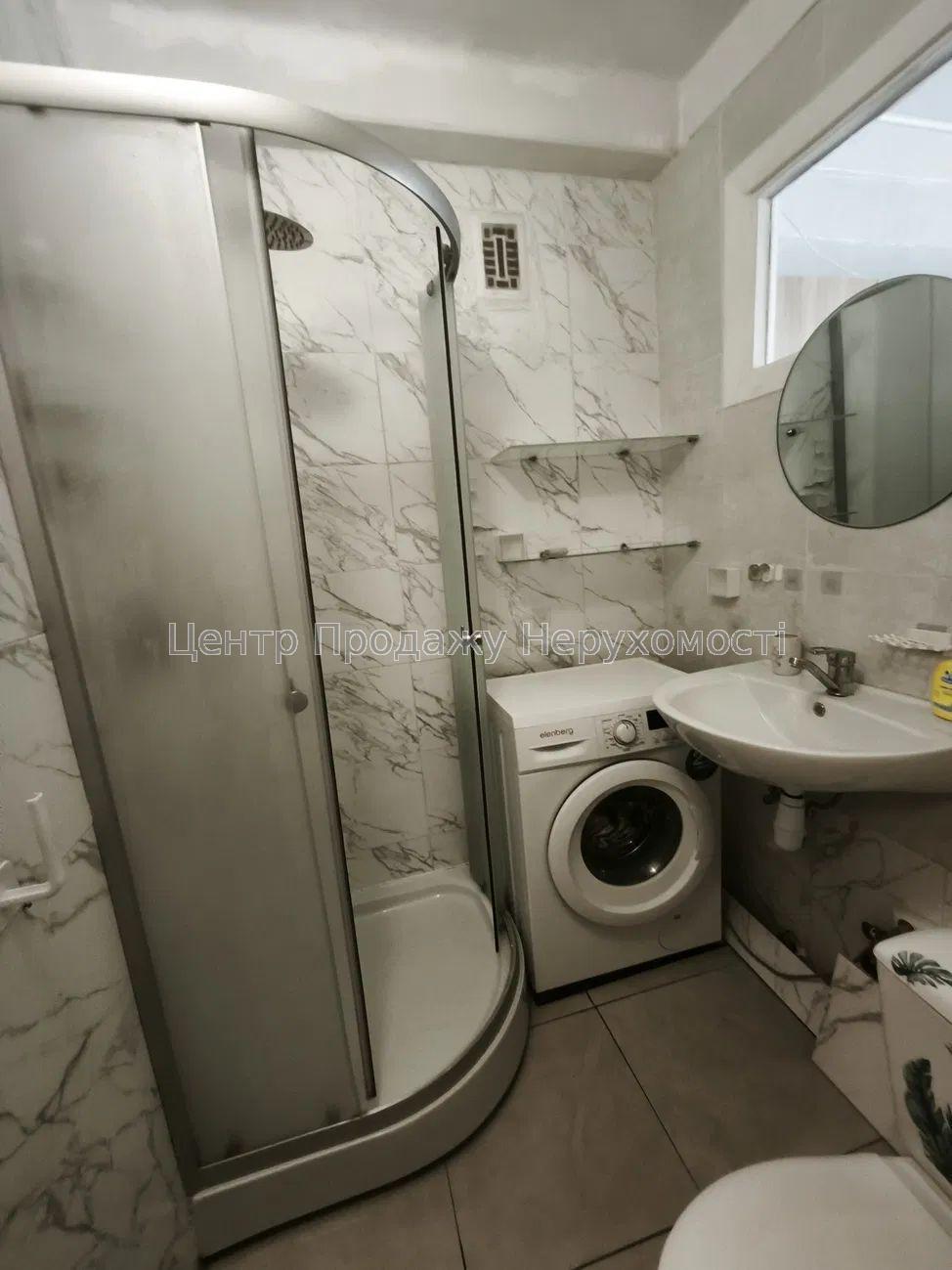 Фото Продам 1-кімнатну квартиру біля метро Мінська8