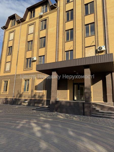 Продам 3-кімнатну квартиру