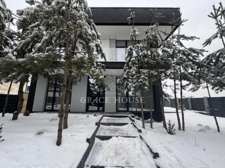 Продам 2-поверховий будинок