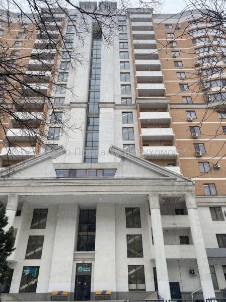 Продам 3-кімнатну квартиру в новобудові, ЖК&nbsp;вул.&nbsp;Ак.&nbsp;Ляпунова,&nbsp;16