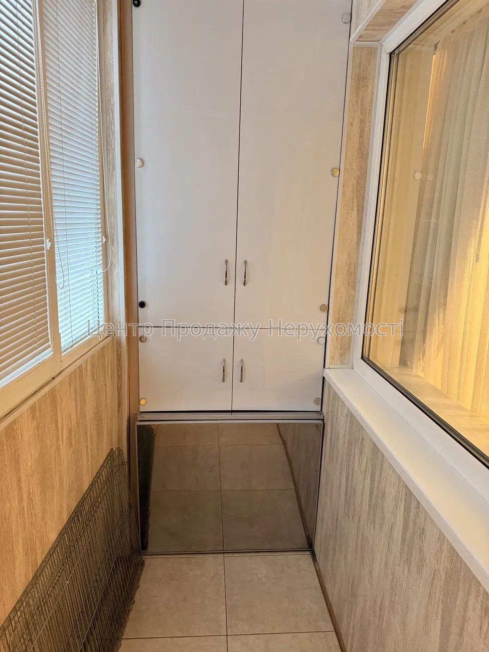 Фото Продається 3-кімнатна квартира в Харкові. Салтівка11