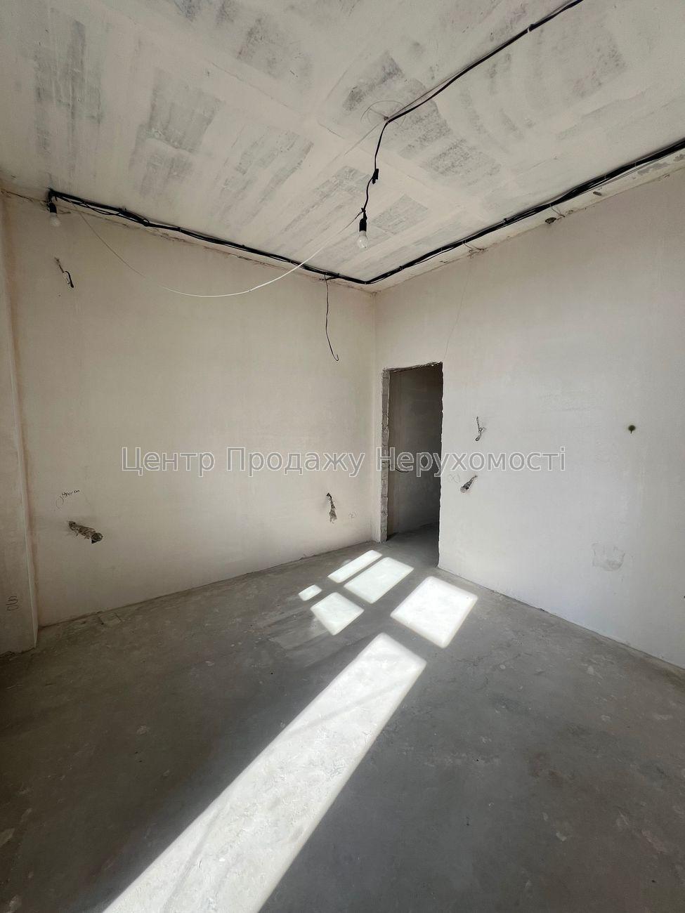 Фото Продаж квартири 3 кімн. 13/15 пов. 140 м², Київ16