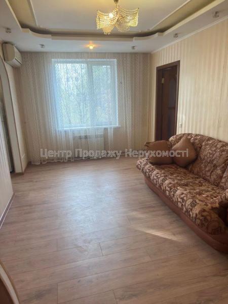 Продам 2-кімнатну квартиру