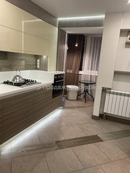 Продам 2-кімнатну квартиру