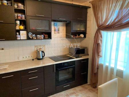 Продам 3-кімнатну квартиру