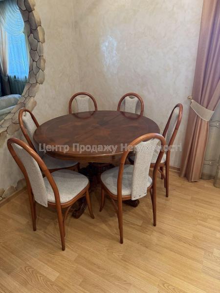 Продам 3-комнатную квартиру