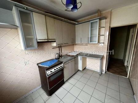 Продам 3-кімнатну квартиру