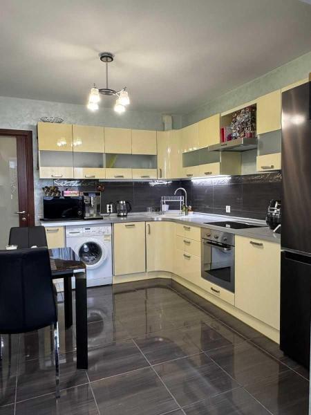 Продам 3-кімнатну квартиру