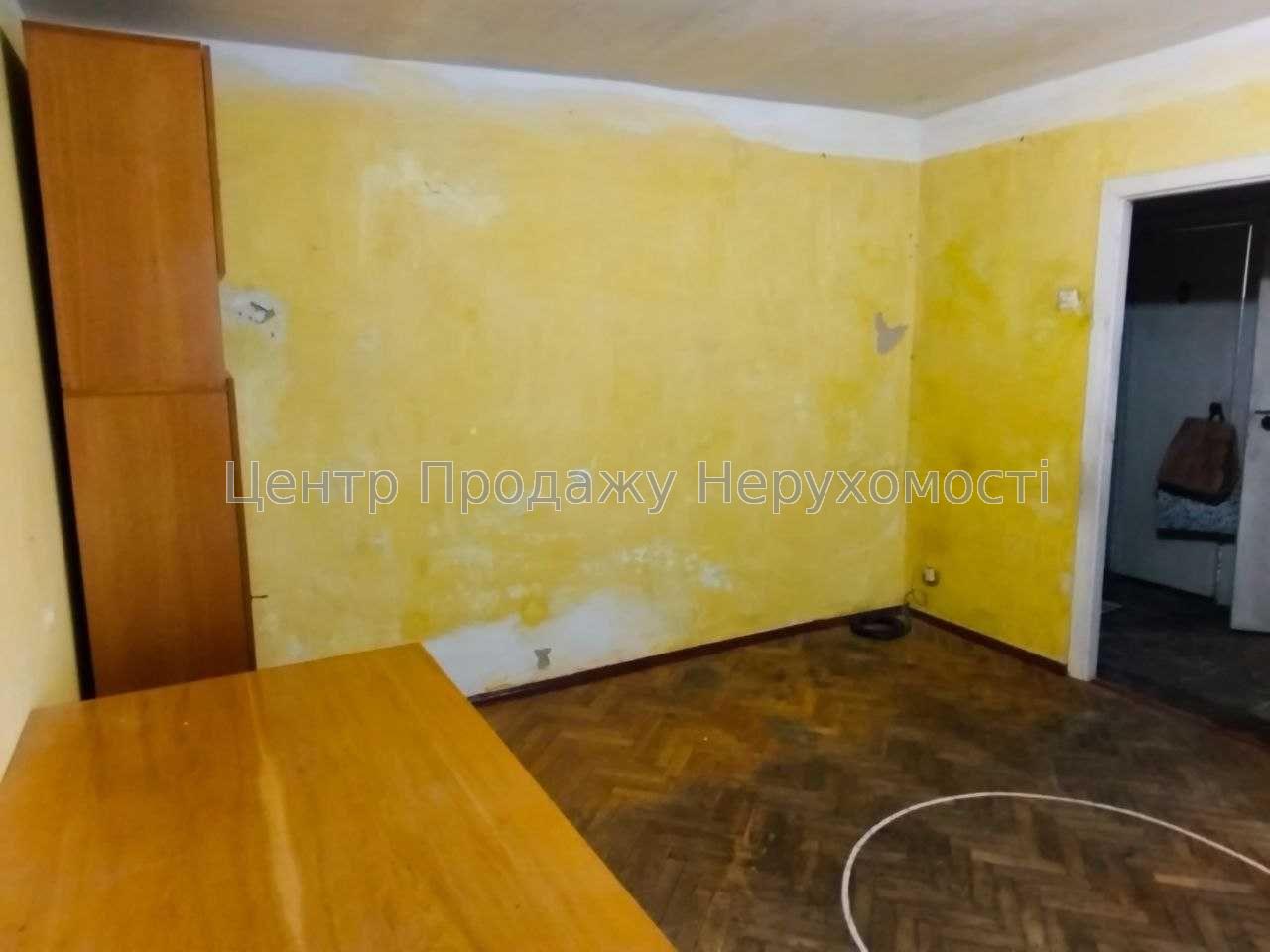 Фото Продаж квартири на Лук