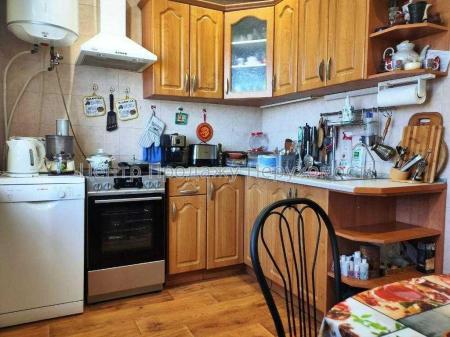 Продам 3-кімнатну квартиру