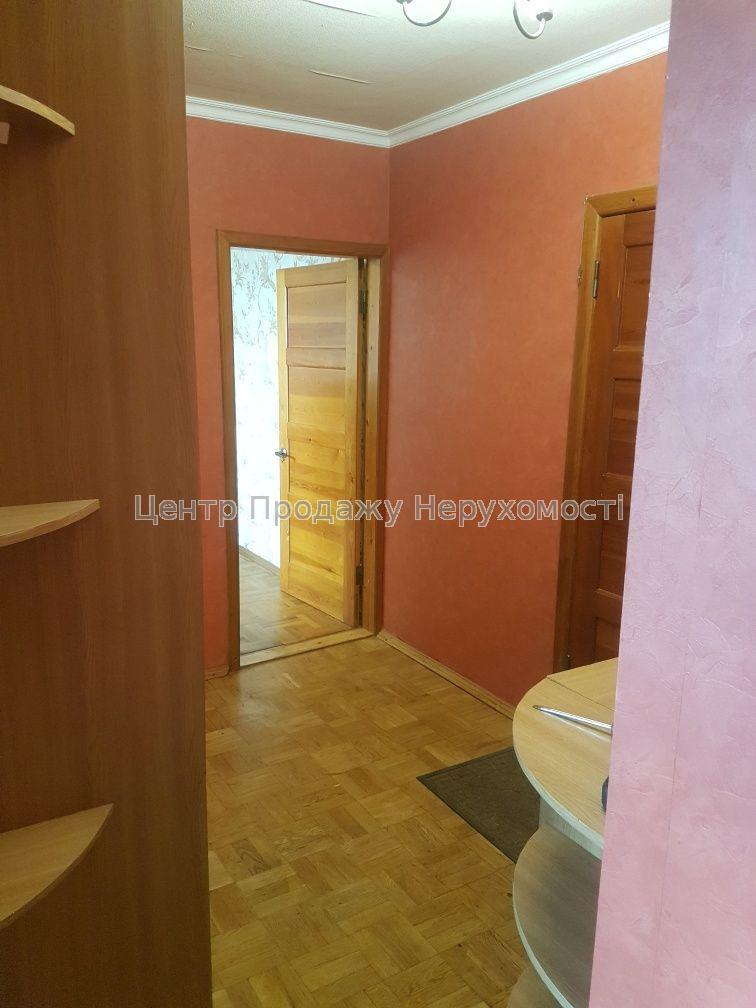 Фото Продам 2-кімнатну квартиру, метро Студентська3