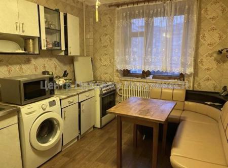 Продам 3-кімнатну квартиру
