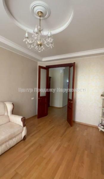 Продам 2-кімнатну квартиру