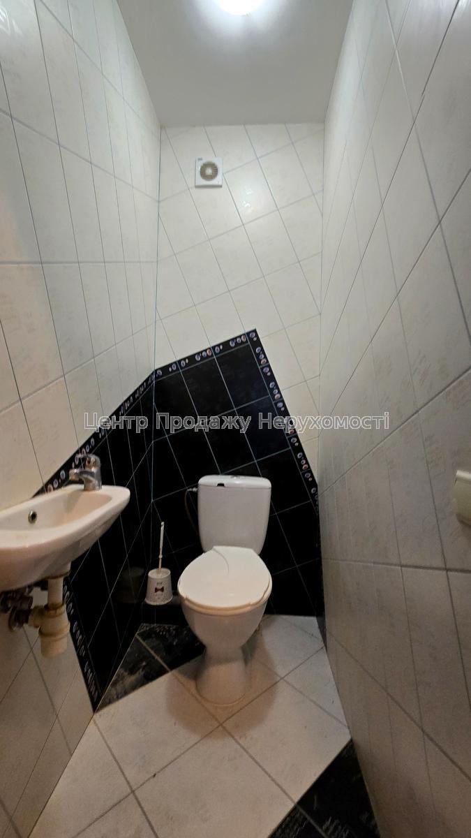 Фото Продам велику 2к квартиру, Девев'янко Q816