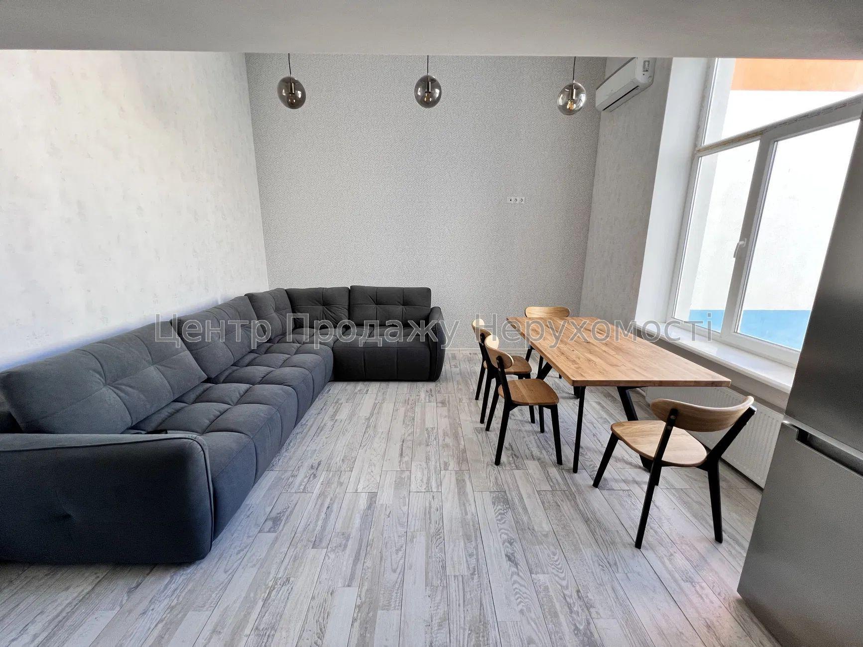 Фото Продаж квартири в ЖК 