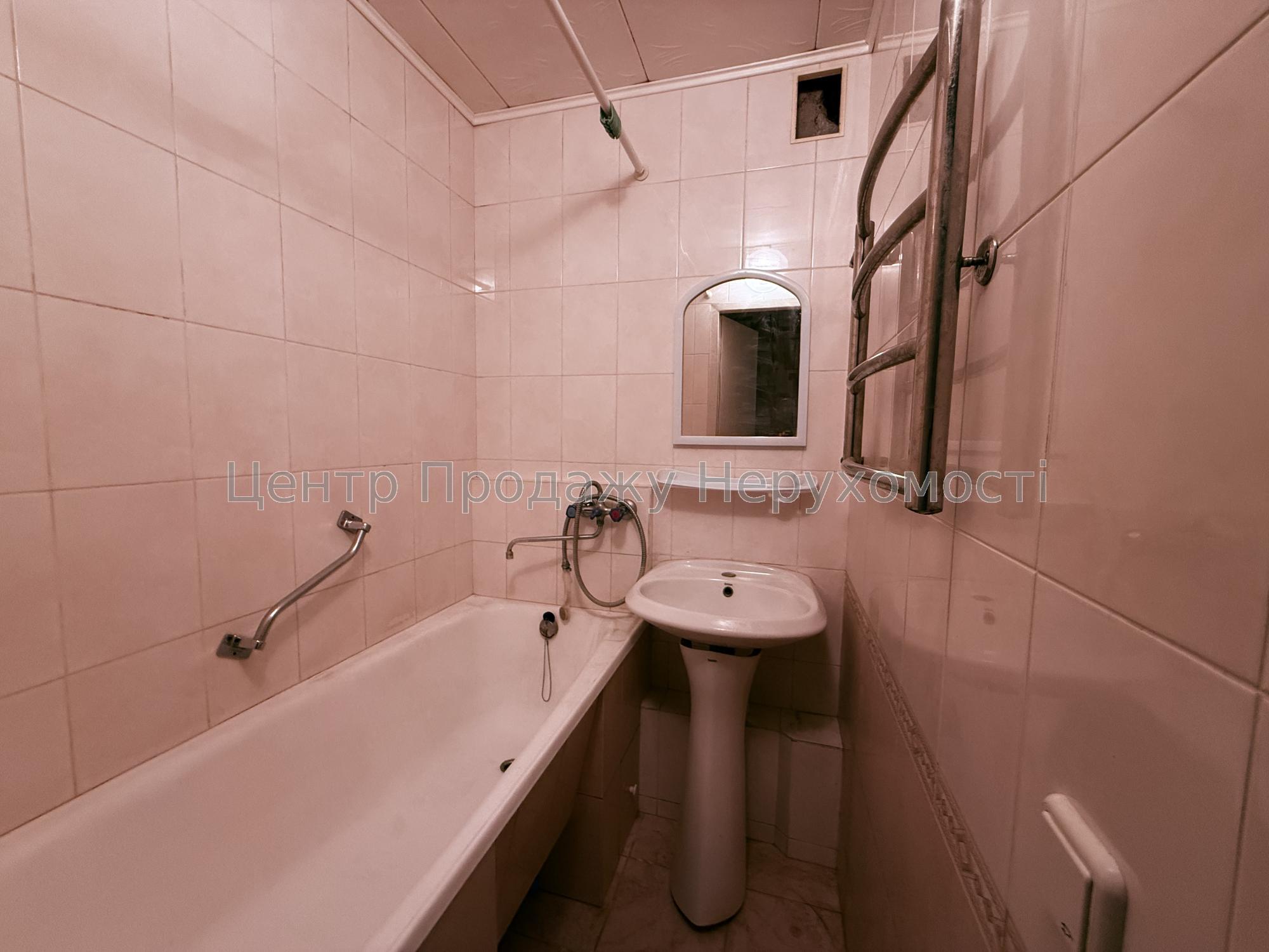 Фото Ексклюзив 1 кімнатна квартира Середній поверх4