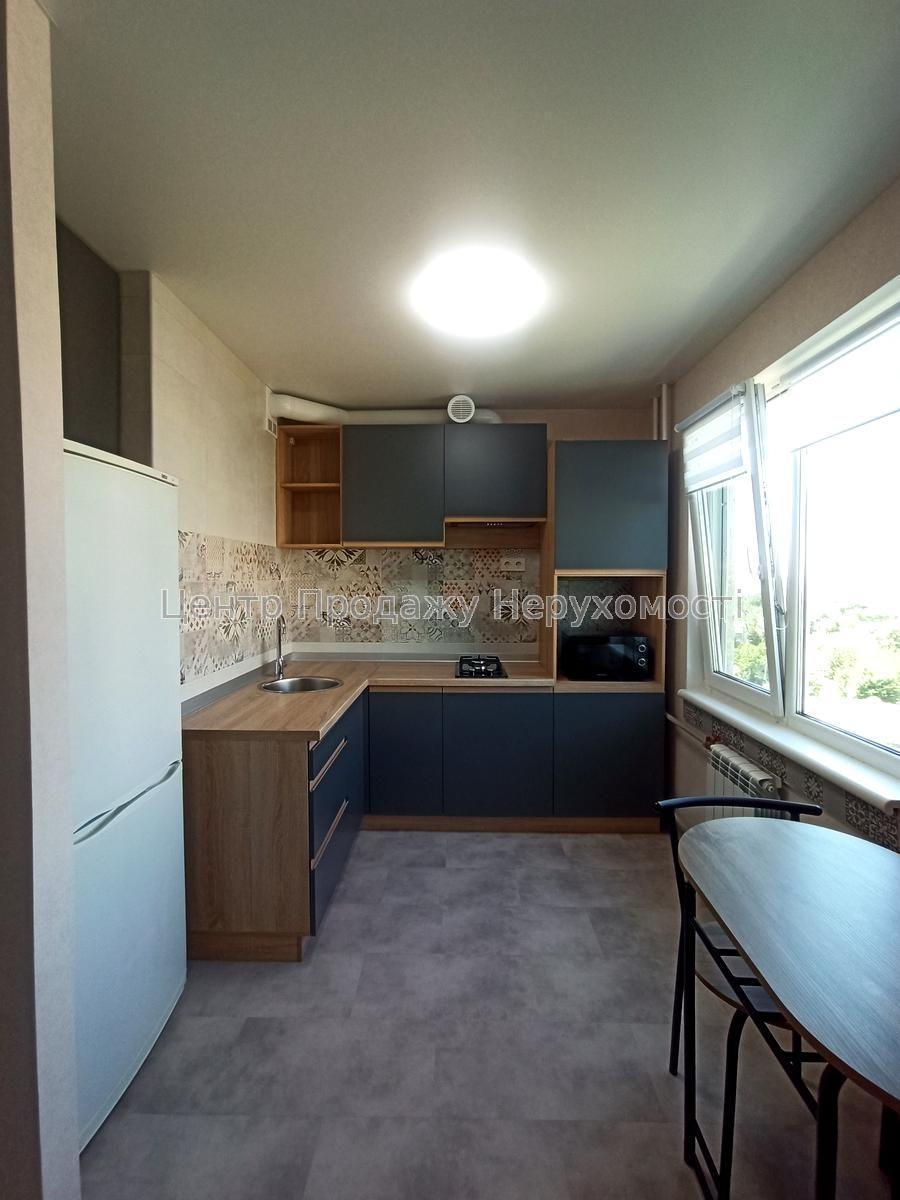 Фото Продається 1-кімнатна квартира в Харкові. Салтівка3