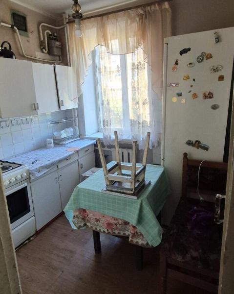 Продам 2-кімнатну квартиру