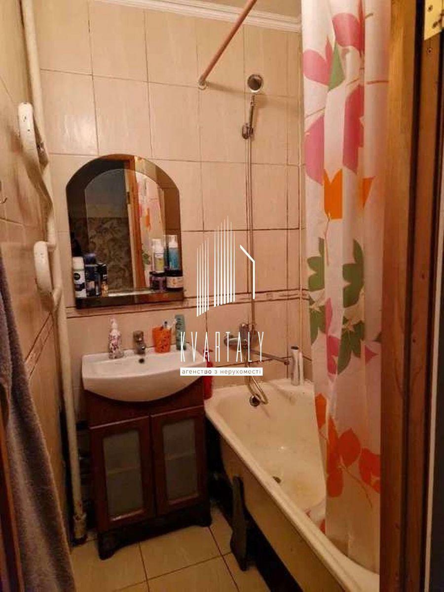 Фото Продам 2-кімнатну квартиру на Якуба Коласа7