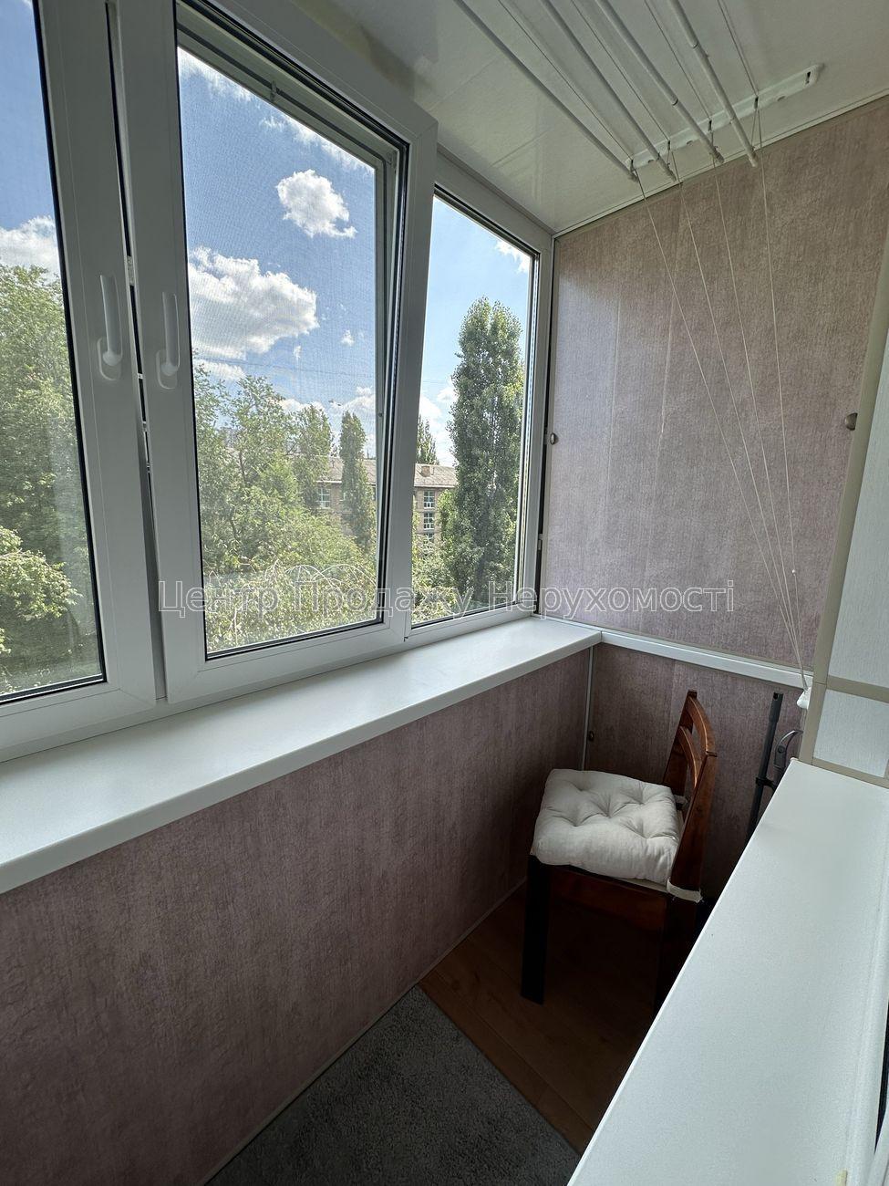 Фото Продається 1-кімнатна квартира в Києві12