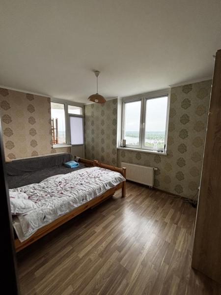 Продам 3-комнатную квартиру