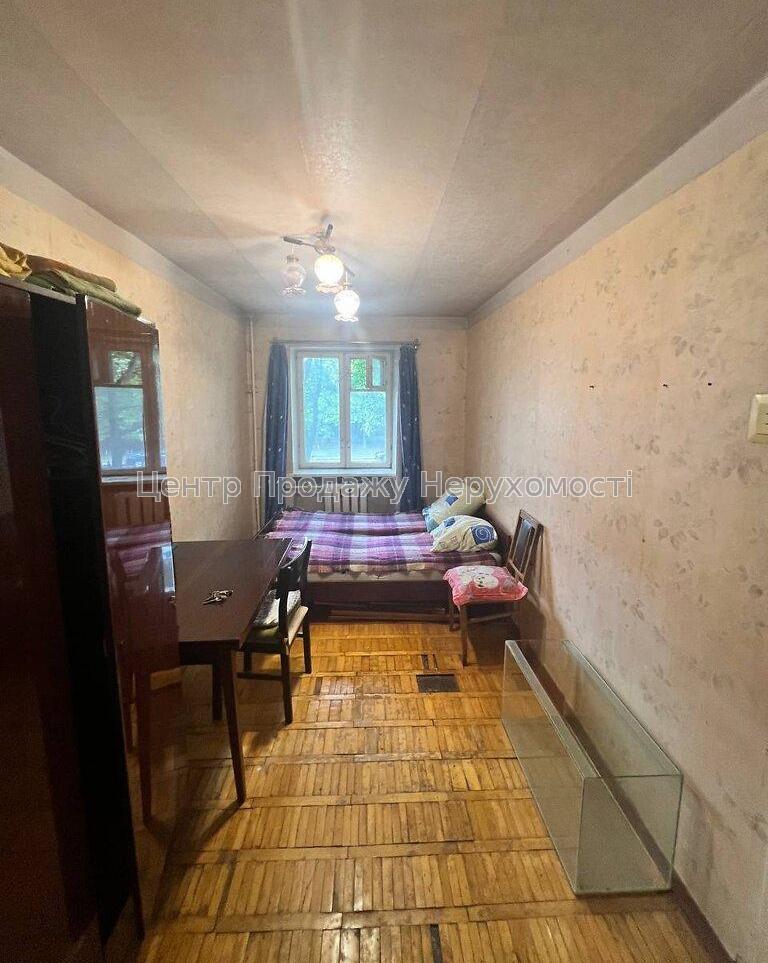 Фото Продаж 2-кімнатної квартири, на другому поверсі, Правий берег ІВ19