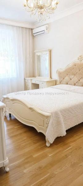 Продам 3-кімнатну квартиру