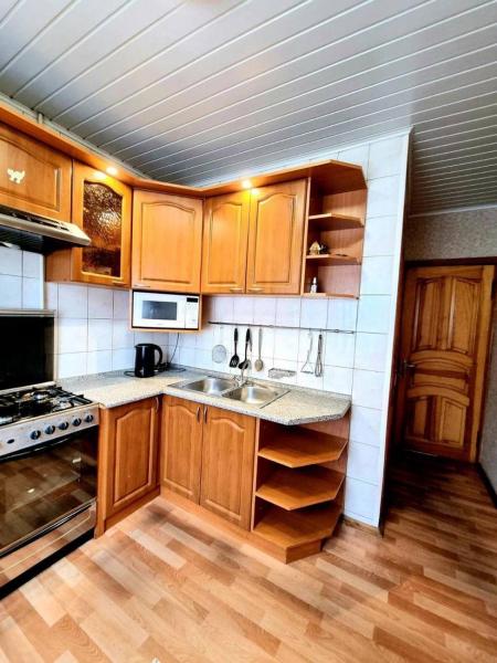 Продам 2-кімнатну квартиру