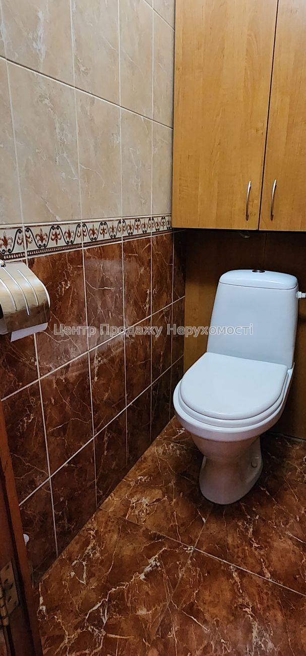 Фото R8  Продам 3к. квартиру в районі метро Метробудівників12