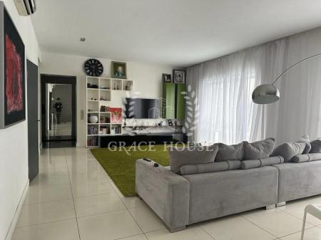 Здам 2-поверховий будинок