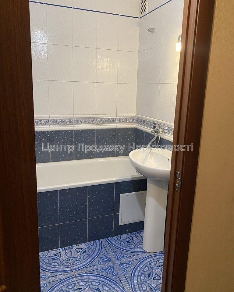 Фото Продам 1-кімнатну квартиру у Києві3