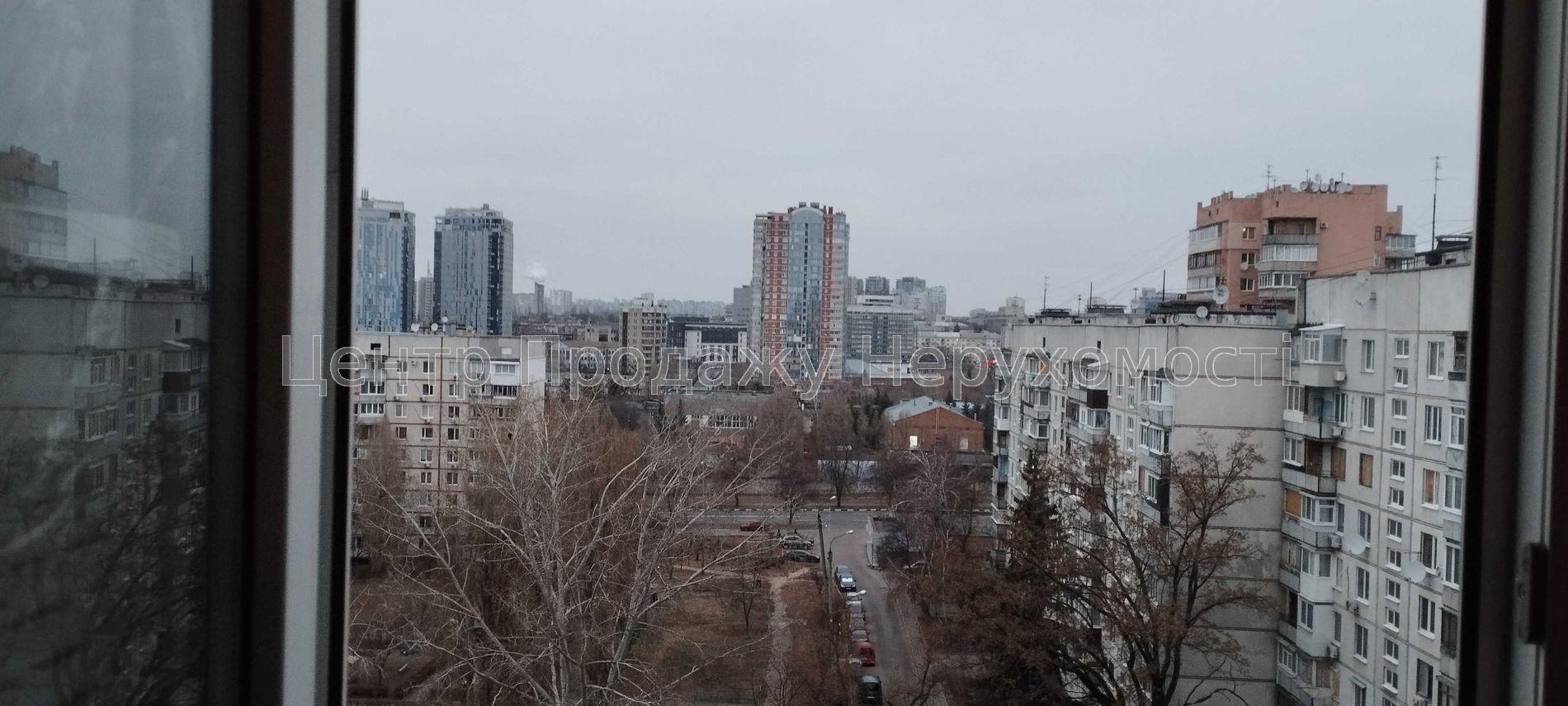 Фото 3 кімнатна. Европейская 20, метро Научная, Ботанический сад, G 85