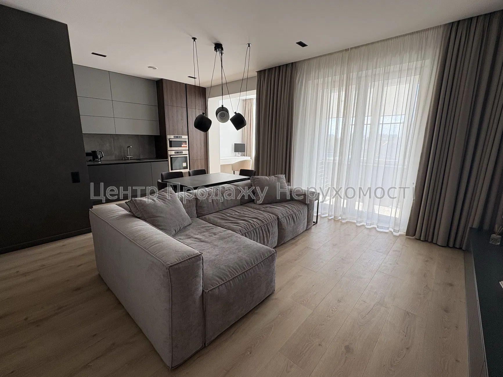 Фото Продаж 2-кімнатної квартири в ЖК 