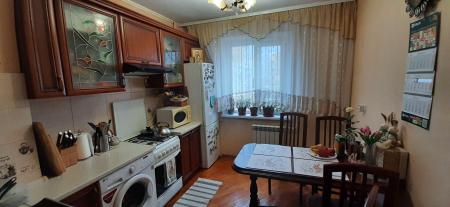 Продам 3-комнатную квартиру