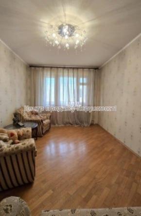 Продам 3-кімнатну квартиру