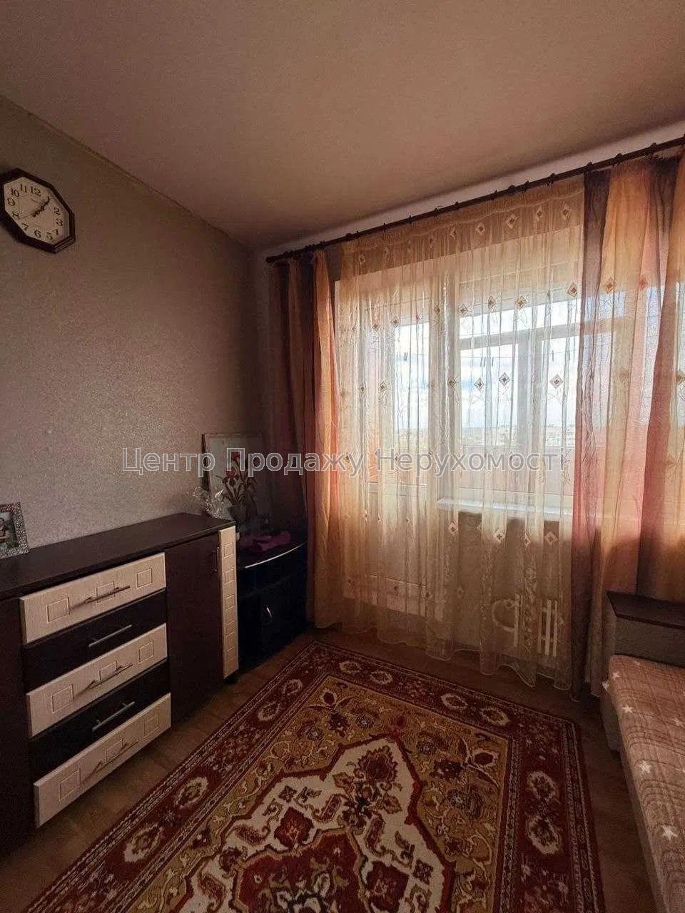Фото Продаж трьохкімнатної квартири в Харкові. р-н Горизонт9