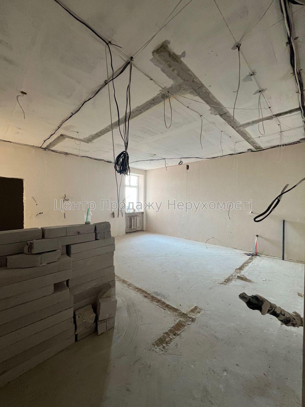 Фото Продаж квартири 3 кімн. 13/15 пов. 140 м², Київ5
