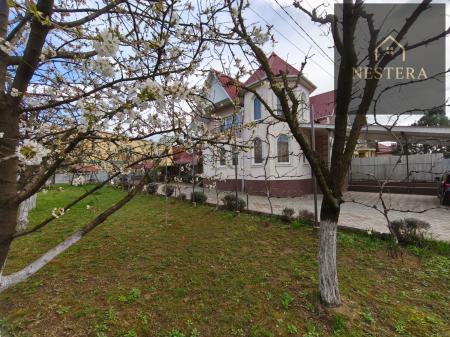 Продам 2-поверховий будинок