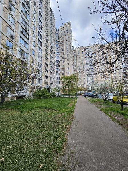 Продам 1-комнатную квартиру